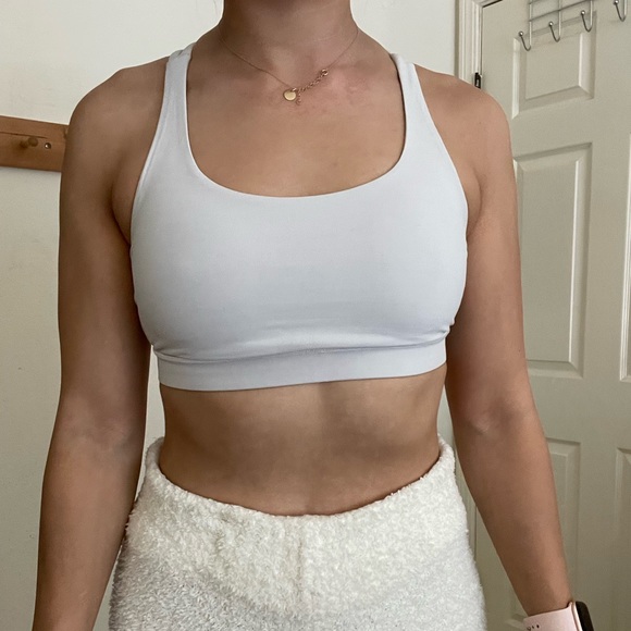 Lululemon Energy Bra in White - Picture 4 of 6